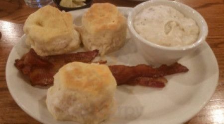 Cracker Barrel Old Country Store