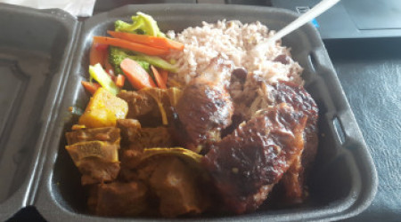 Dundun's Kitchen (real Jamaican Taste)