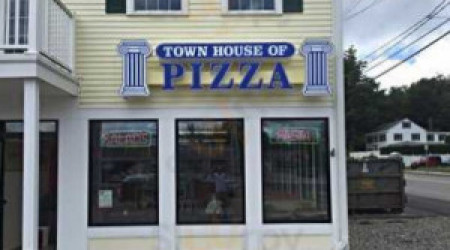 Town House Of Pizza