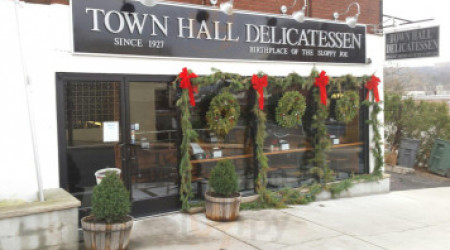 Town Hall Delicatessen